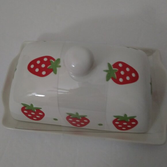 Signature Ceramic Strawberry Butter Dish - Picture 1 of 11